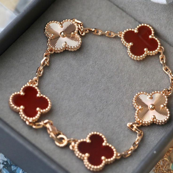 Pulso Trebol Oro Rosa Motif Rojo